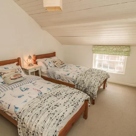 Holiday home Clevelyn *